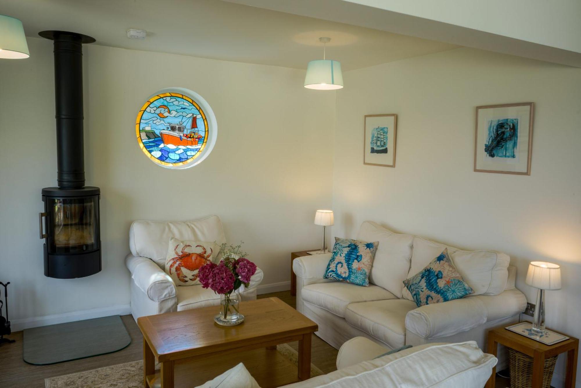 Spinnaker Cadgwith Holiday Home Eksteriør billede
